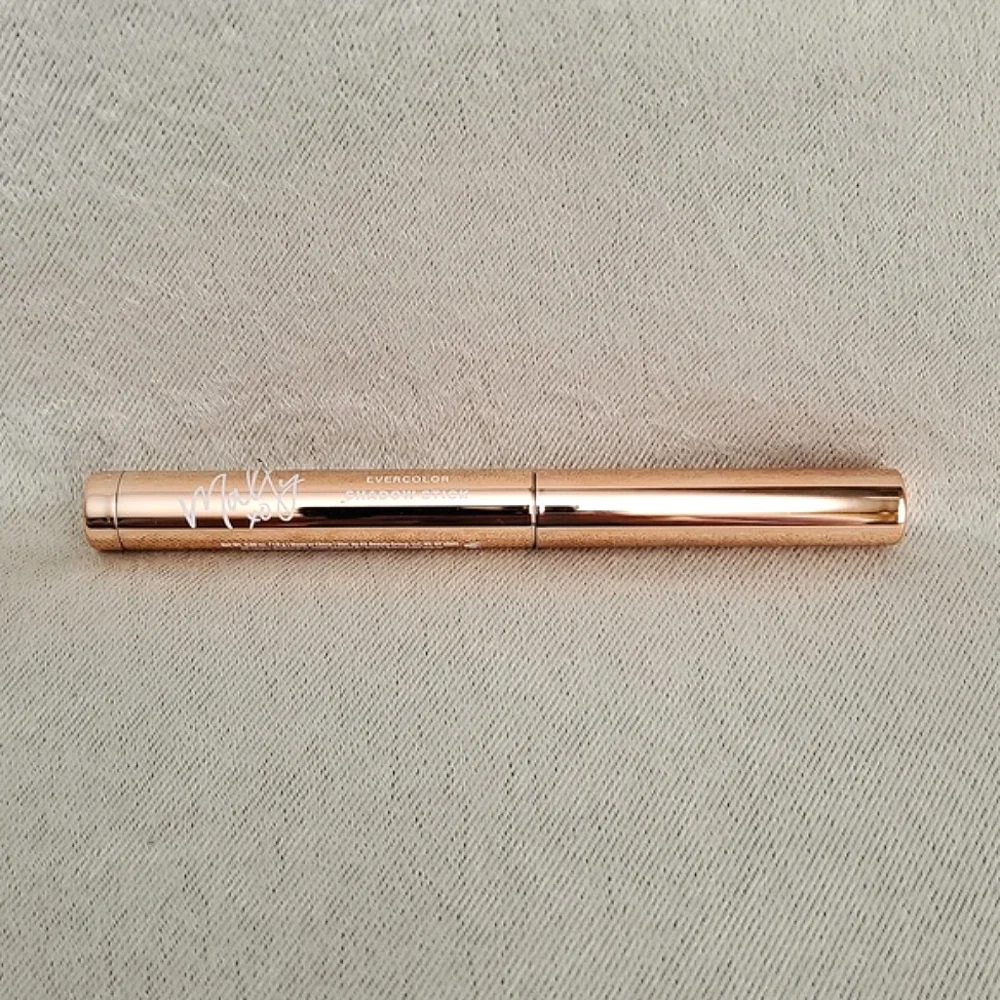 🆕️ MALLY Evercolor Shadow Stick (SAND)